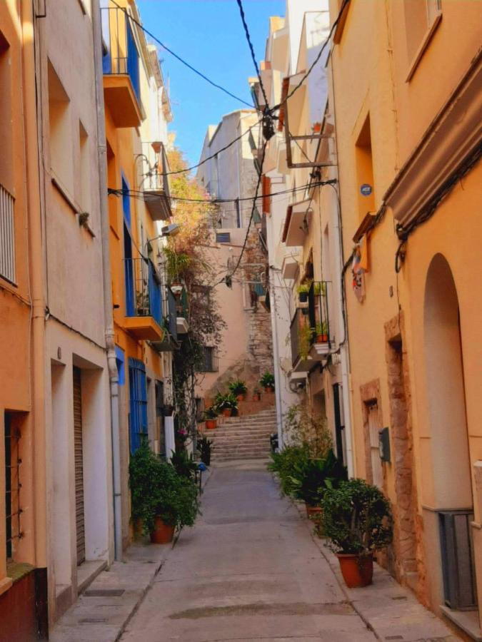 2 Bedroom Large Modern Apartment In Blanes Old Town 50M From The Beach! Buitenkant foto