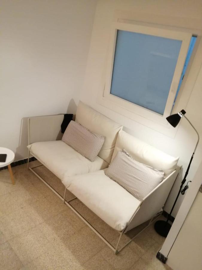 2 Bedroom Large Modern Apartment In Blanes Old Town 50M From The Beach! Buitenkant foto